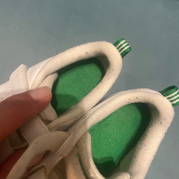 Adidas- Kids' (toddler) Advanced Lifestyle Court Two Hook-And-Loop shoes Size 9K - Picture 9 of 10